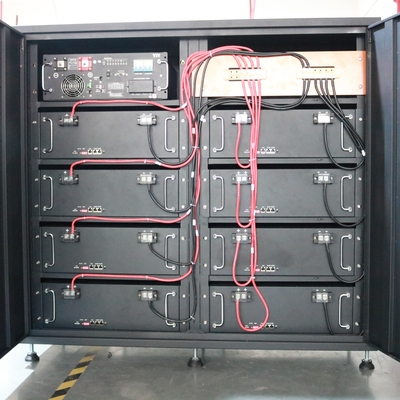 6000 bateria de lítio fixada na parede do OEM 48V 800ah da vida de ciclo com inversores e caixa da confluência